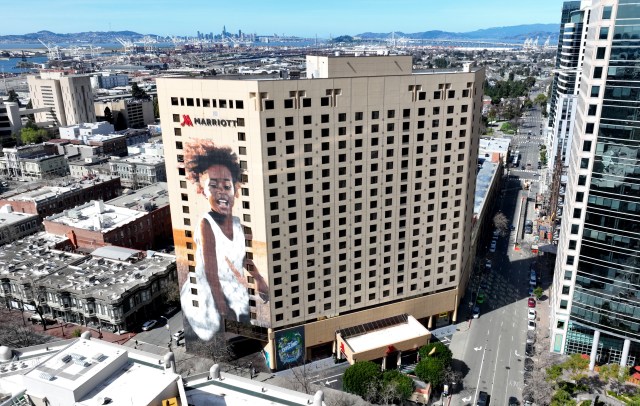 big-oakland-hotel-flops-into-loan-default-2, 8400025,